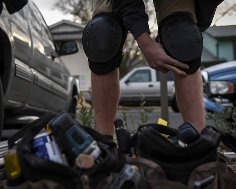 BEST Knee Pads for Metal Detecting (2nd One is IMPECCABLE!) Detecting