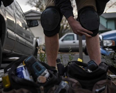 metal detecting and knee pads