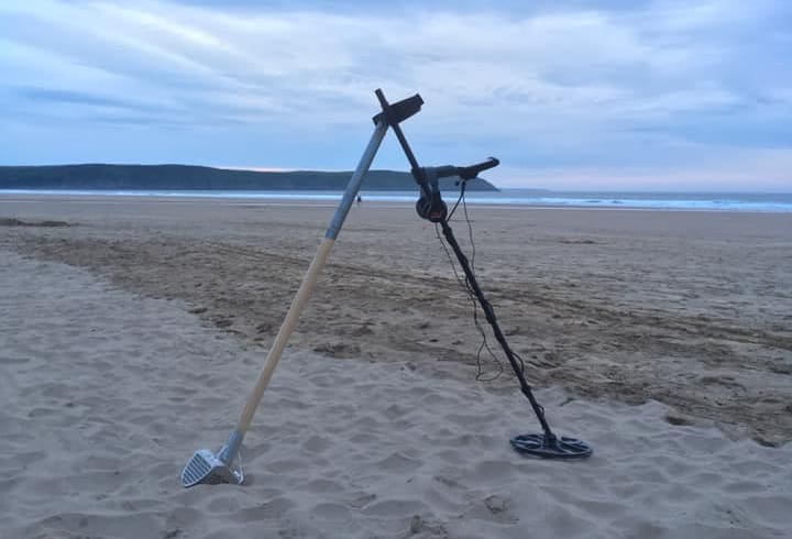 Metal Detecting in Maine