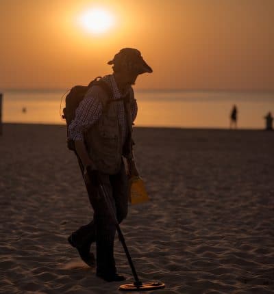 what should you wear metal detecting