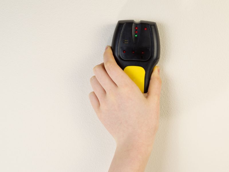 stud finder